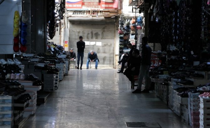 Kahramanmaraş Kapalı Çarşı sessizliğe büründü