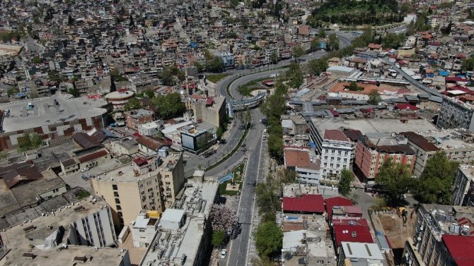 Yasaklar başladı Kahramanmaraş sokakları boşaldı