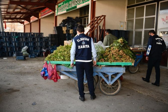 Elbistan Belediyesi’nden seyyar satıcılara destek