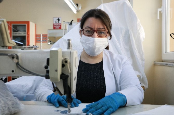 Kız meslek lisesinden günlük 8 bin adet maske