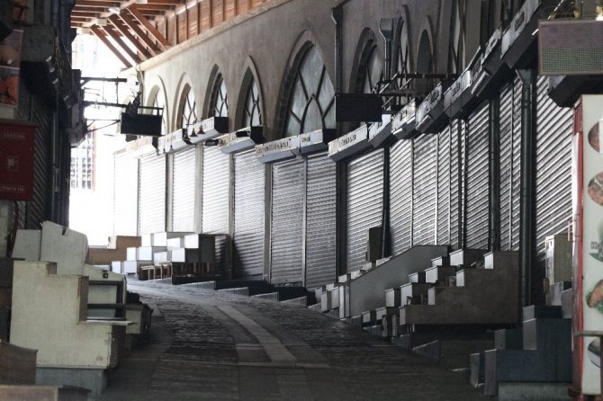 Kahramanmaraş sokağa çıkma kısıtlamasına uyuyor