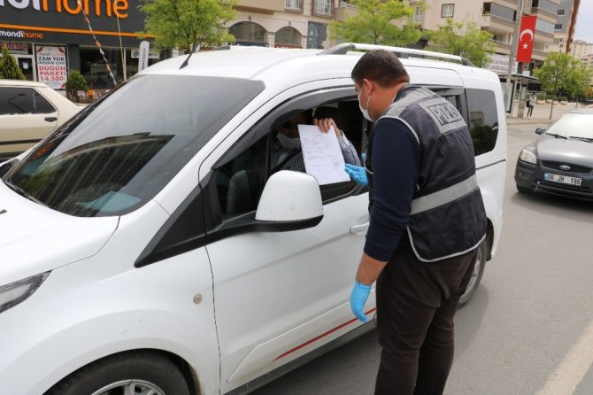 Polisin sokağa çıkma kısıtlama denetimi sürüyor