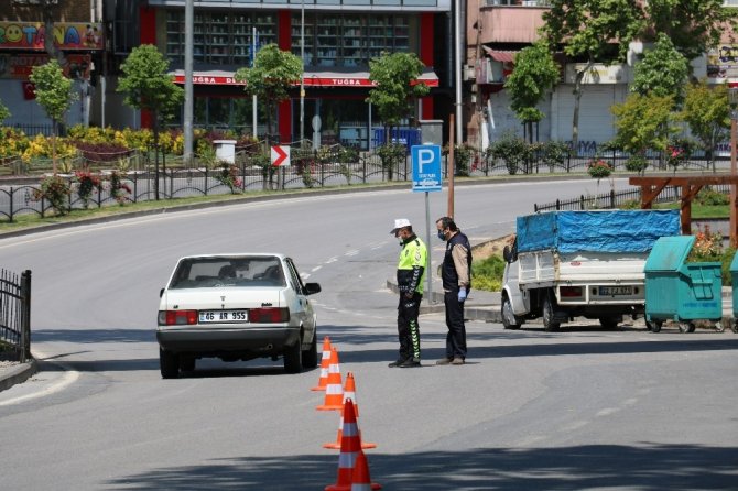 Boş cadde ve sokaklar havadan görüntülendi