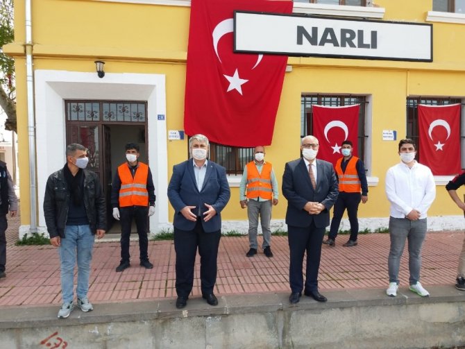 Belediye başkanından sıradışı dezenfekte