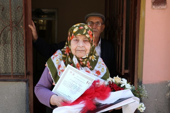 102 yaşındaki Döndü nineye Anneler Günü sürprizi