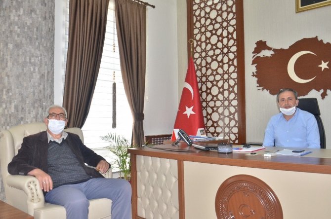 İlk kazancı ile aldığı yüzüğünü bağışladı