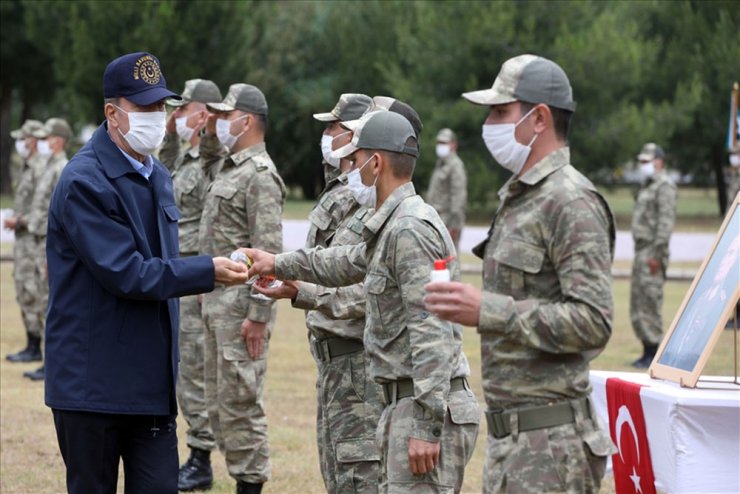Cumhurbaşkanı Erdoğan Mehmetçiğin bayramını kutladı