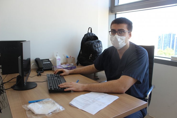 Sağlık çalışanlarının buruk bayram sevinci