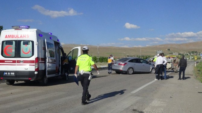 Afşin'de can pazarı kazada 8 kişi yaralandı