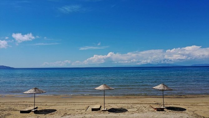 Denize sosyal mesafeli girilecek