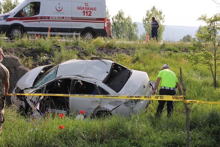 Sivas'ta feci kaza: 2 ölü, 2 yaralı