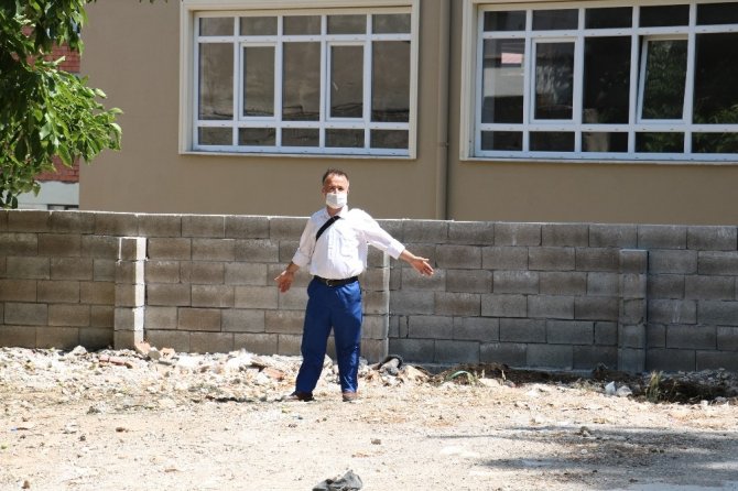 Kahramanmaraş'ta selde iki çocuğunu kaybeden anne sorumluların bulunması istiyor