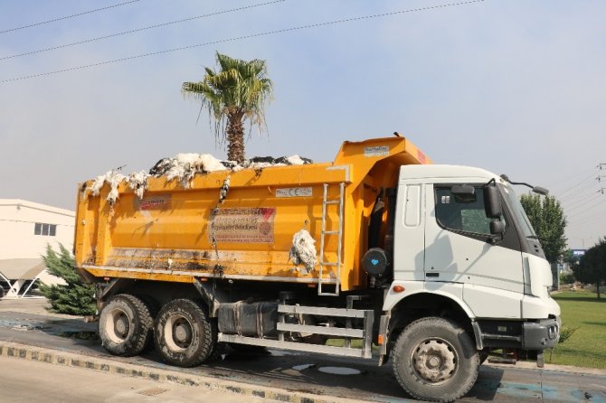 Tekstil fabrikasındaki yangının boyutu gün ağarınca ortaya çıktı