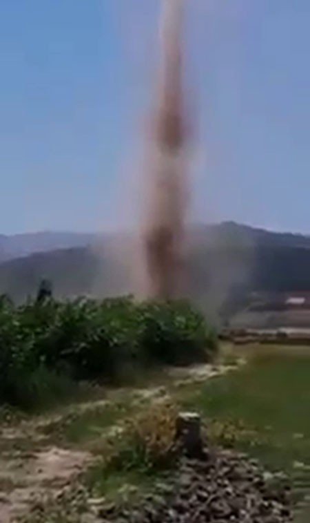 Kahramanmaraş’ta hortum paniğe neden oldu