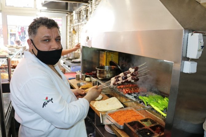 Kahramanmaraş'ta Tarihi lokantada 1 asırlık lezzetler