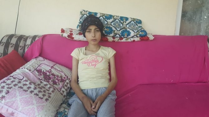 21 yaşındaki anne tedavi için yardım bekliyor