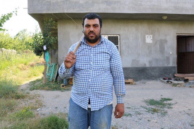 Engelli Burak iş bulup evlenmek istiyor