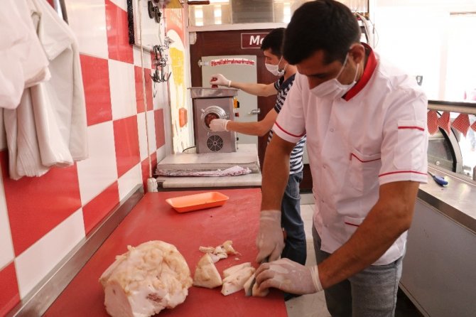 Kasaplar Odasından uyarı: "Her ’et çekilir’ yazılı yerlere etinizi teslim etmeyin"