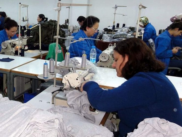 Kısa çalışma ödeneği ve işten çıkarma yasağı 1 ay uzatıldı