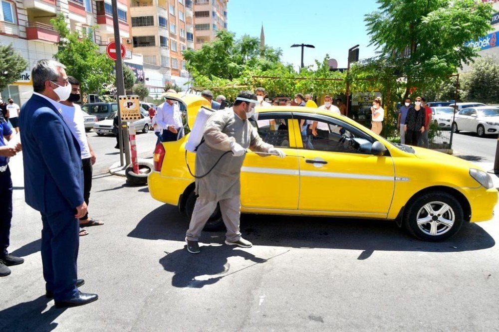 Kahramanmaraş Büyükşehir Belediye Başkanı Hayrettin  Güngör: “Ülkemiz örnek bir çalışma sergiledi”