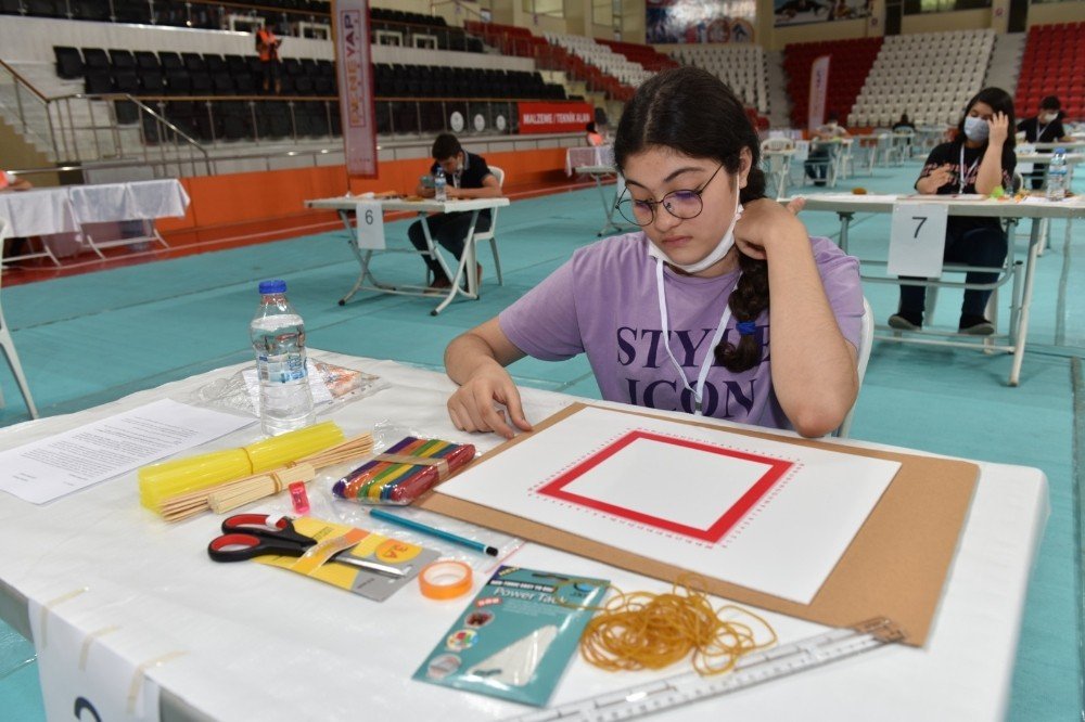 Geleceğin teknoloji yıldızları uygulamalı sınavda ter döktü