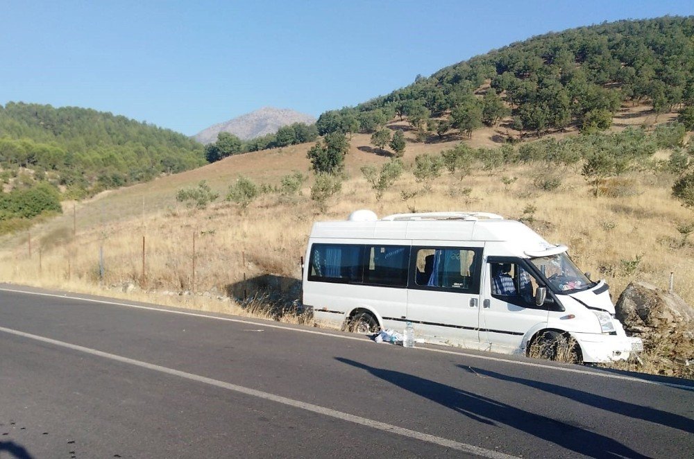 Kahramanmaraş'ta tarım işçilerini taşıyan minibüs kaza yaptı