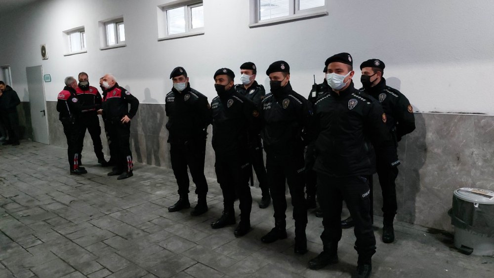 Samsun’da kahvehanede silahlar konuştu yaralılar var