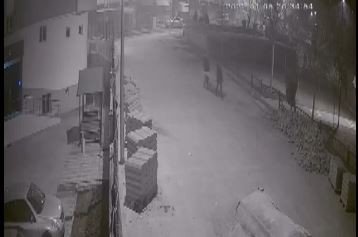 Hırsızlar okul bahçesinin kapısını çaldı