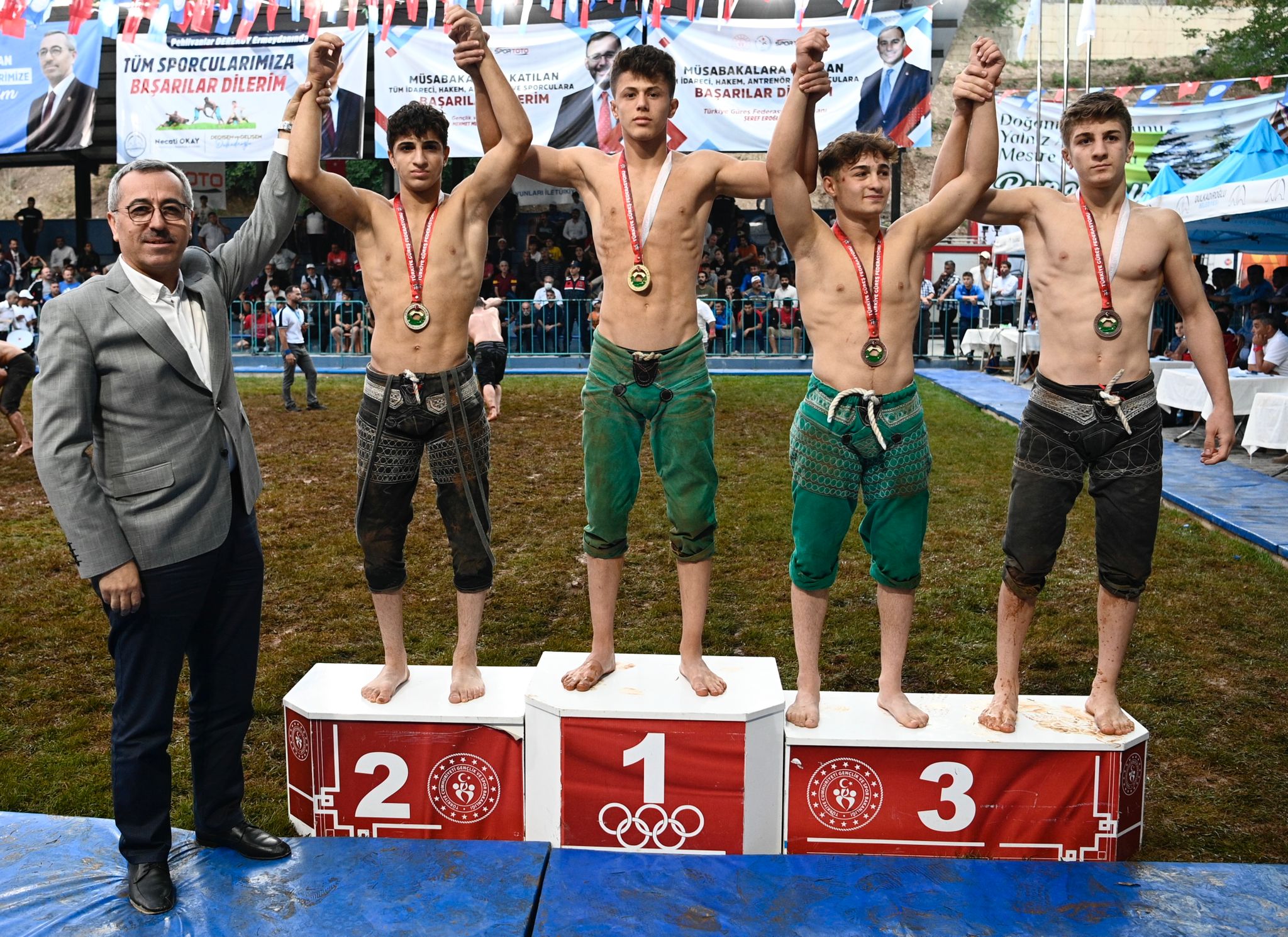 turkiye-karakucak-gures-sampiyonasi-15.jpeg
