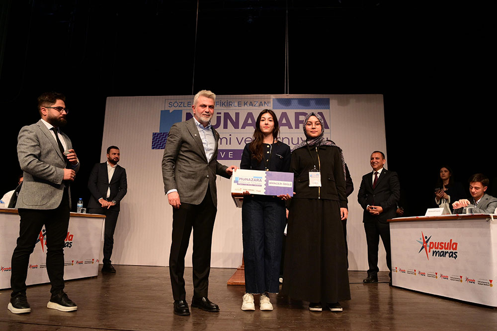 munazara-turnuvasi-9.jpeg