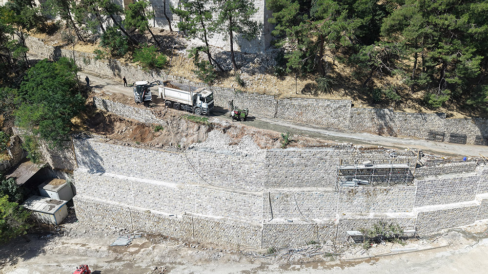 kahramanmaras-kalesi-1.jpg