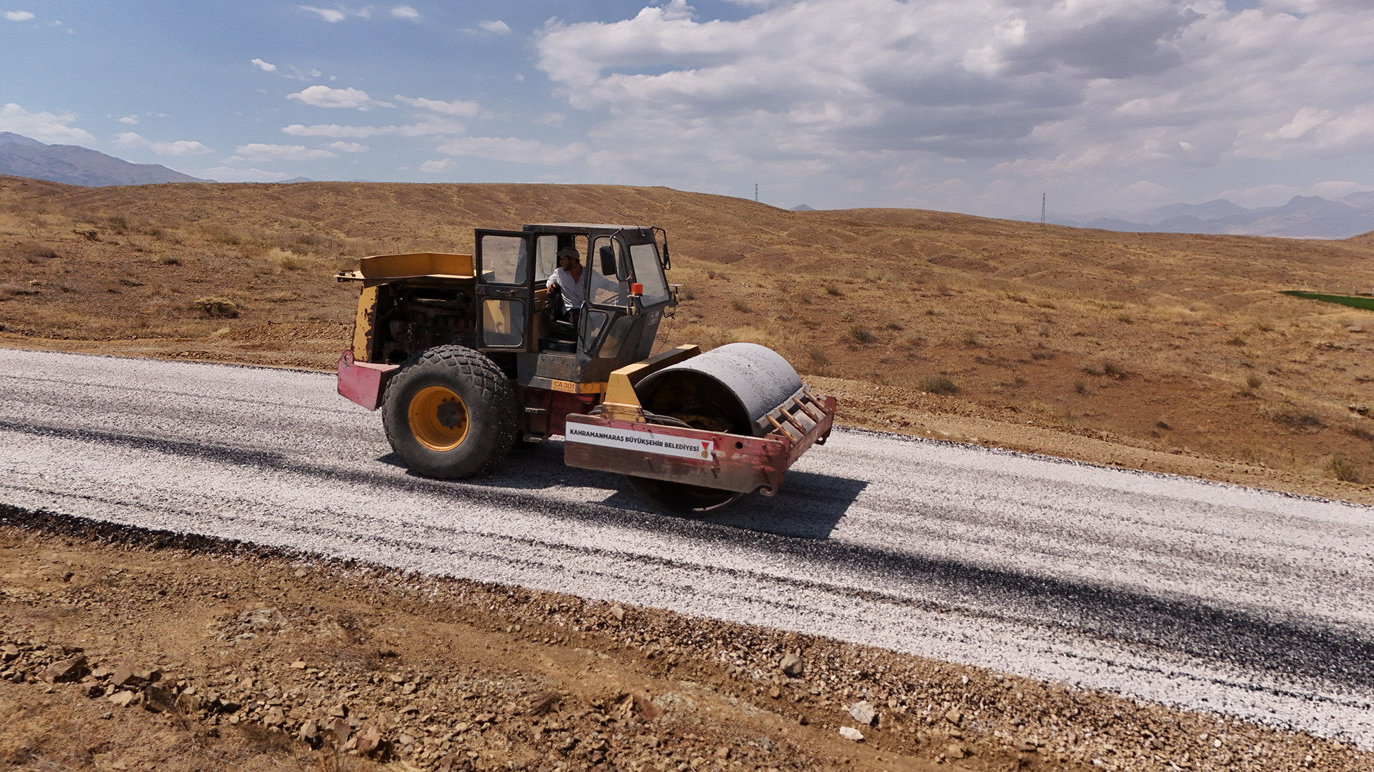 afsin-mehre-calis-yolu3.jpg