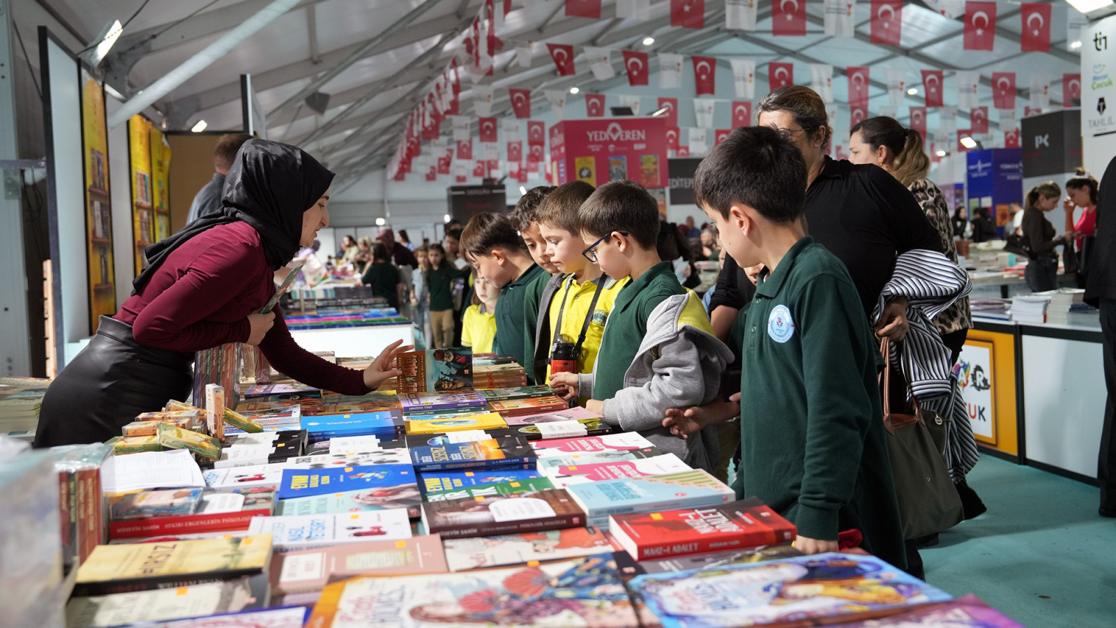 kitap-fuari-12.jpg